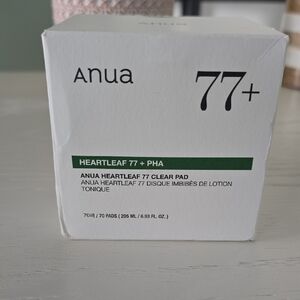 Anua Heartleaf 77 Clear Pad - White